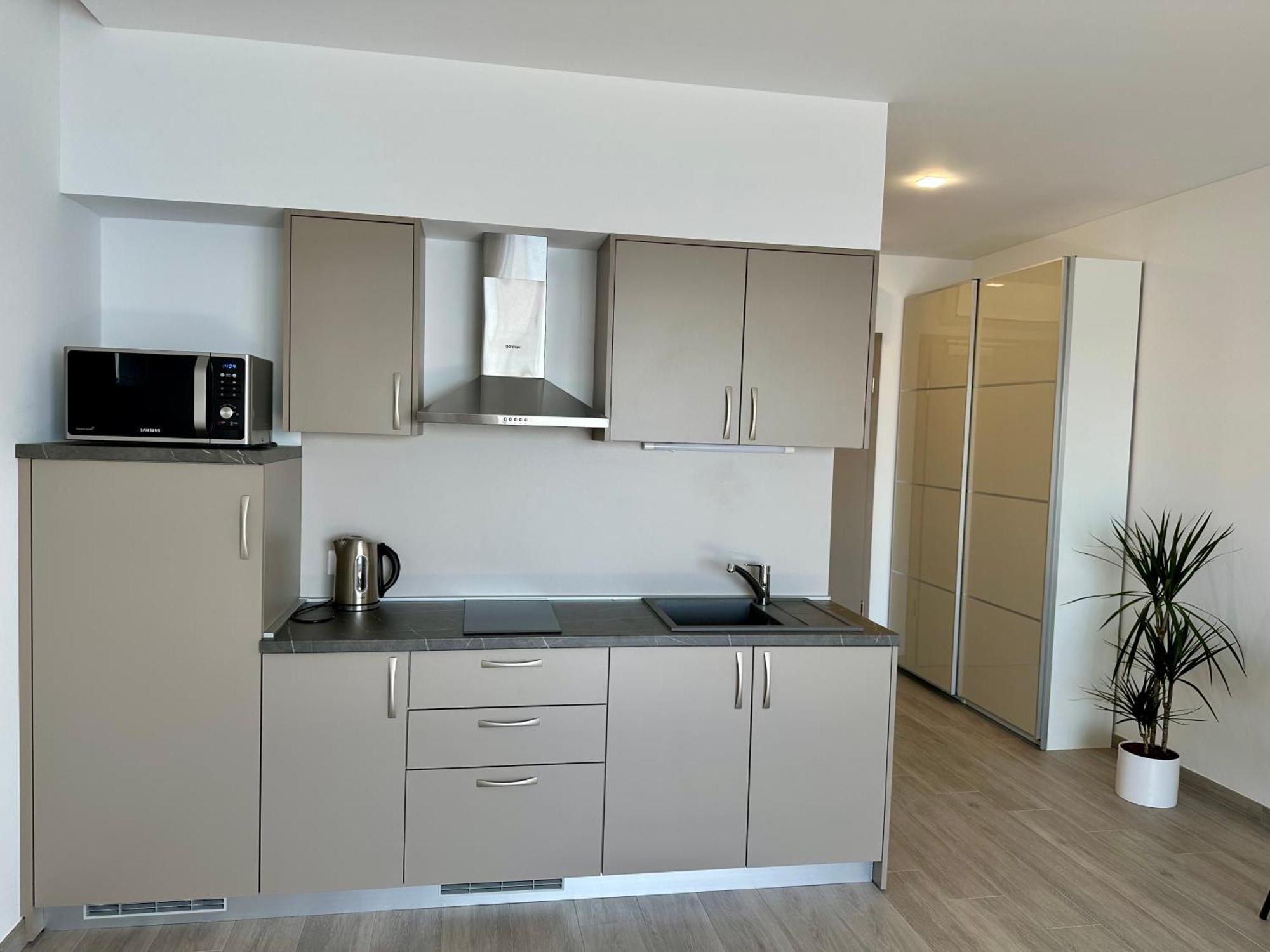 Adria Miris Apartments Drasnice Exterior photo